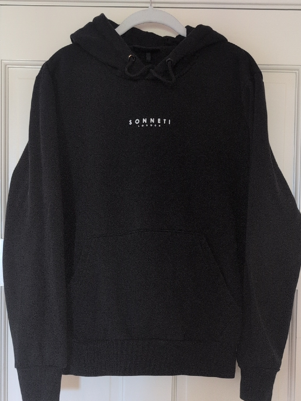 Sonneti London Men Black Logo Hoodie - Pullover Sweatshirt Size Small Pouch